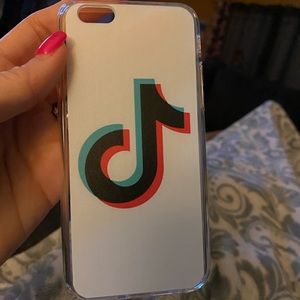 iPhone 6s Tik Tok phone case